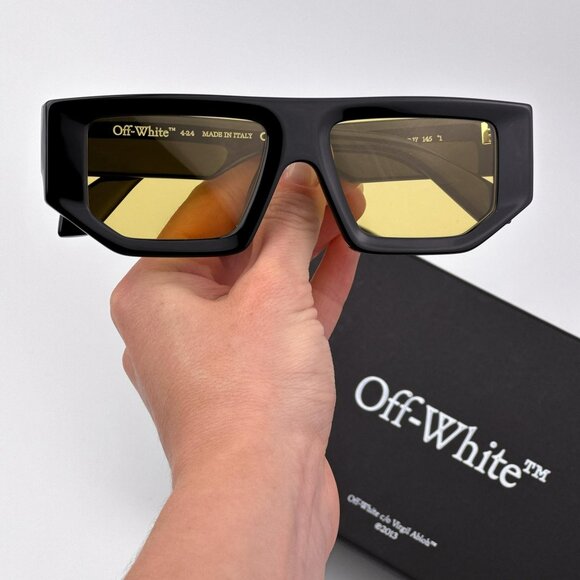 Off-White VANCOUVER Men Sunglasses Black Square Yellow Lenses | Model OERI13F - Picture 1 of 12